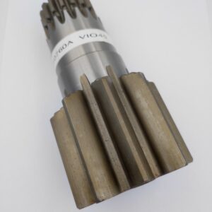 010760A Wałek silnika obrotu Yanmar VIO 45